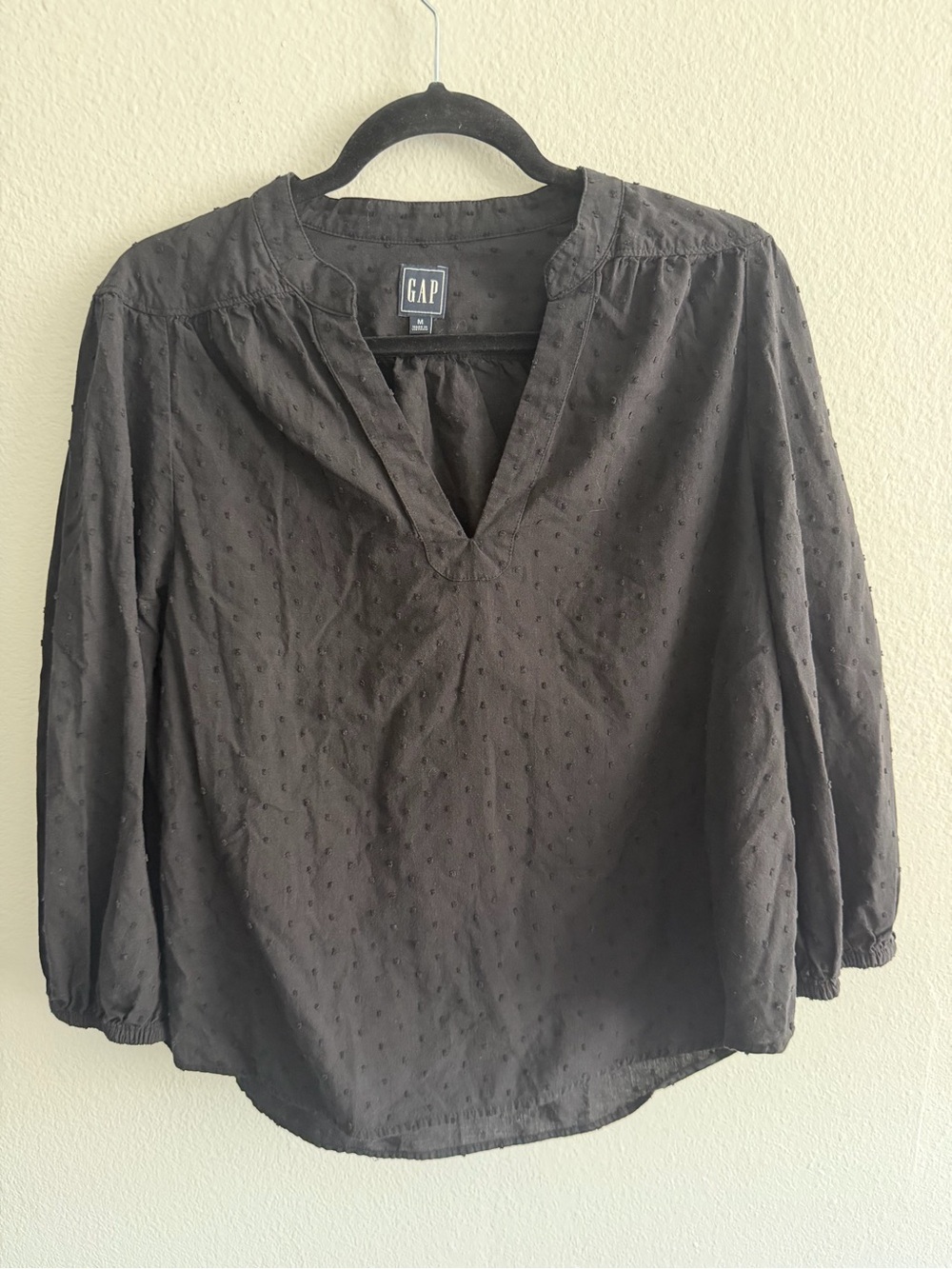 GAP Black Swiss-Dot V-Neck Peasant Coastal Blouse 3/4 Sleeve 100% Cotton Size M